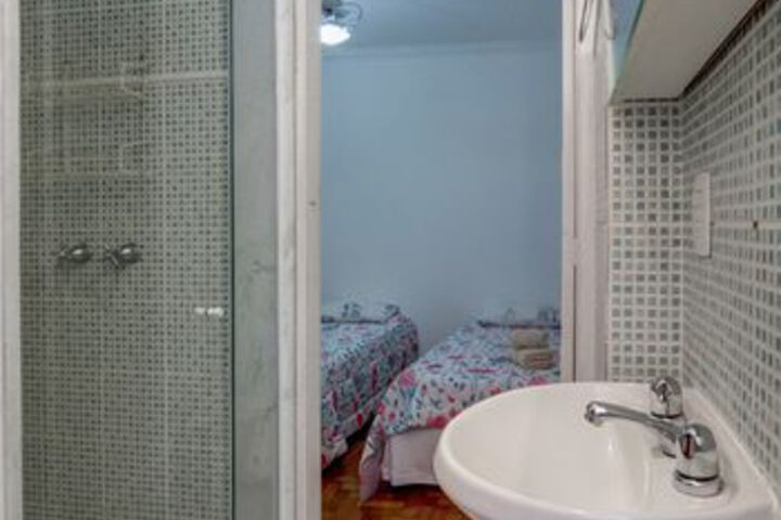 Room 4 of 29
