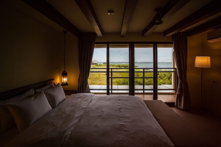 Room 7 of 38
