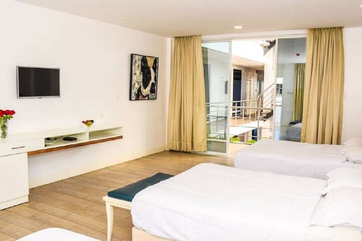 Room 7 of 22