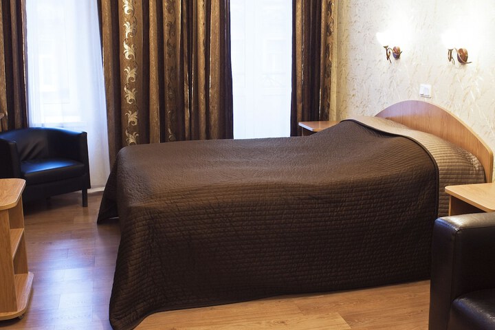 Room 5 of 28