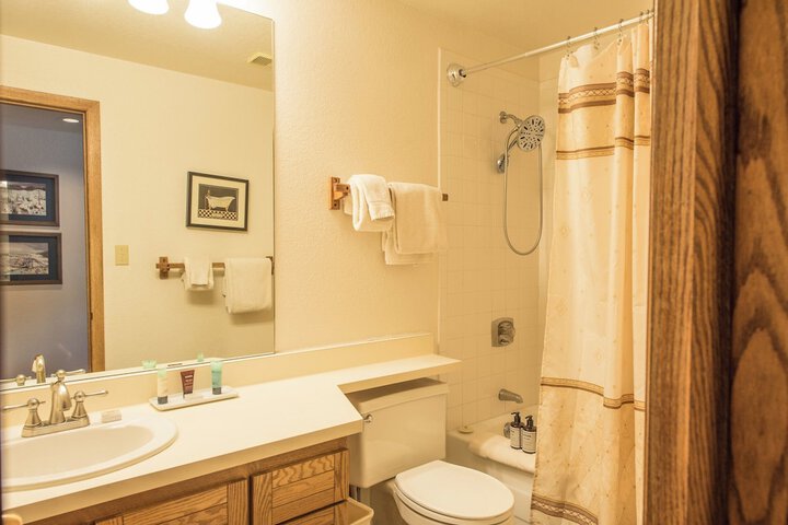 Room 892 of 947