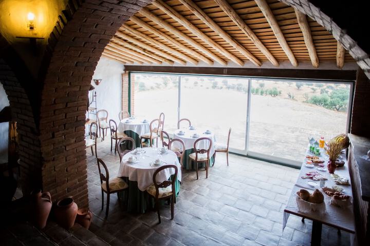 Breakfast area