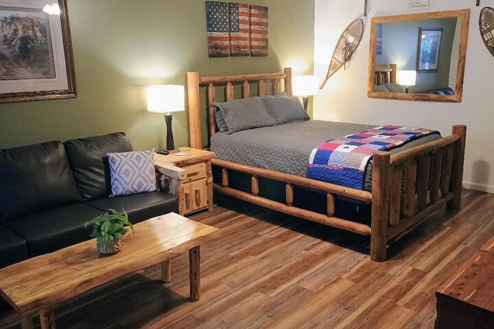 Room 13 of 61