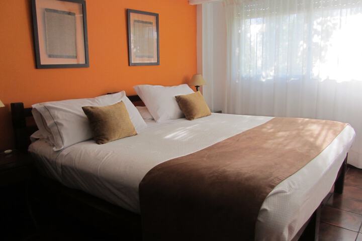 Room 12 of 85