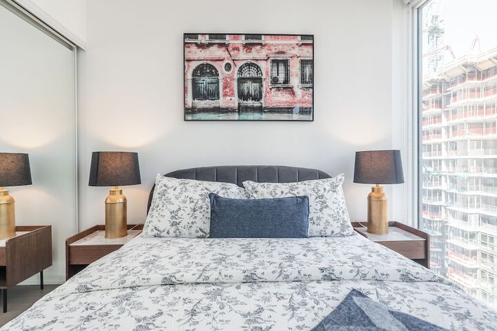 Room 10 of 52