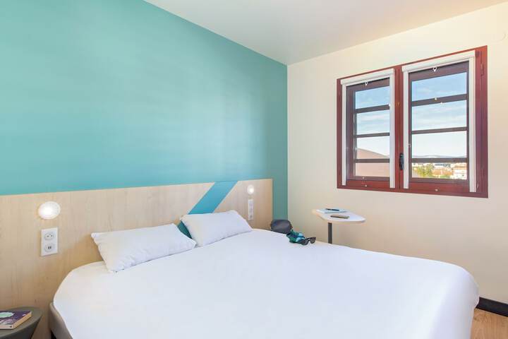 Room 15 of 81