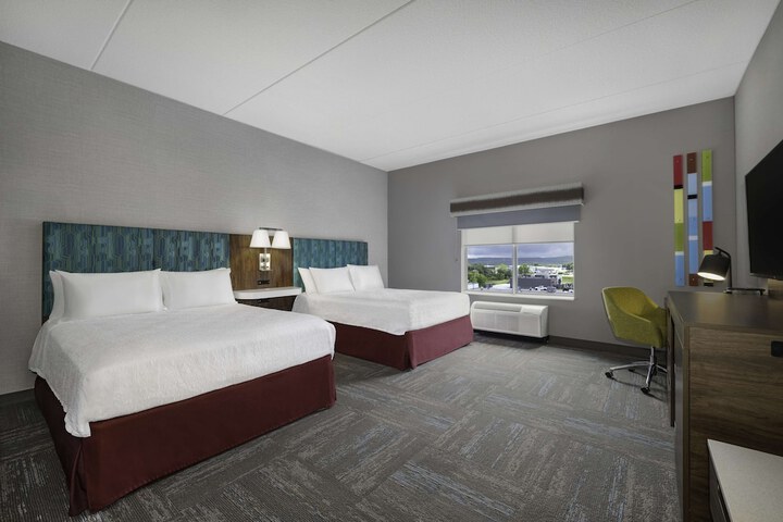 Room 10 of 31
