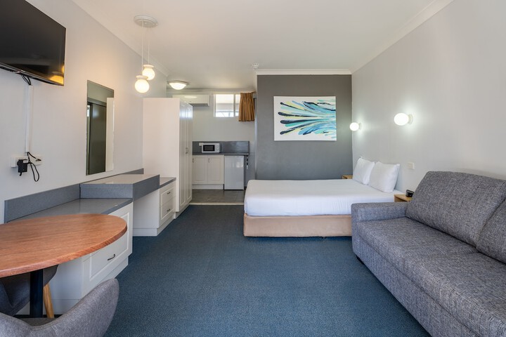 Room 29 of 66