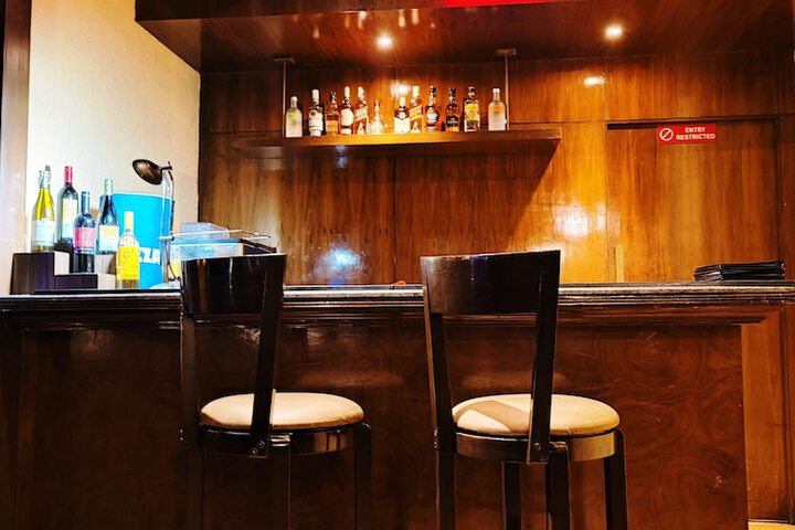 Lounge 60 of 119