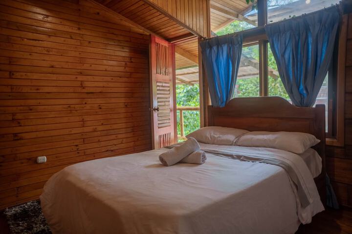Room 5 of 23