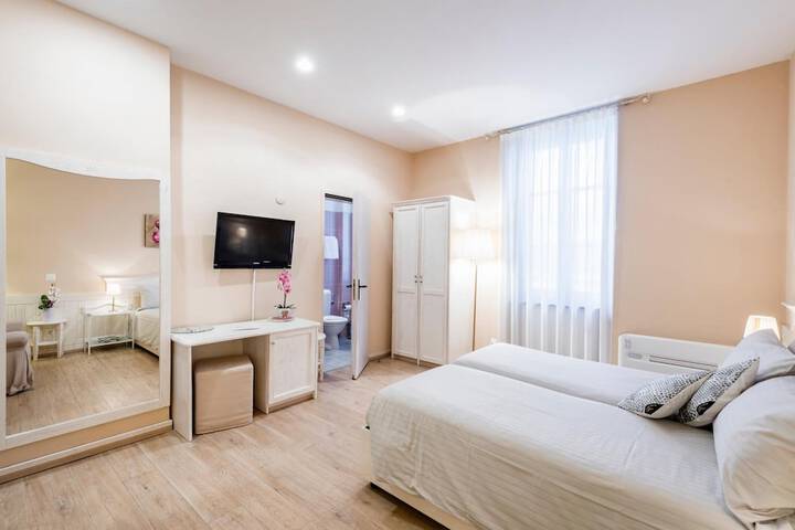 Room 17 of 55