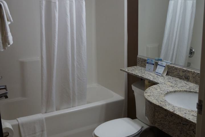 Bathroom shower