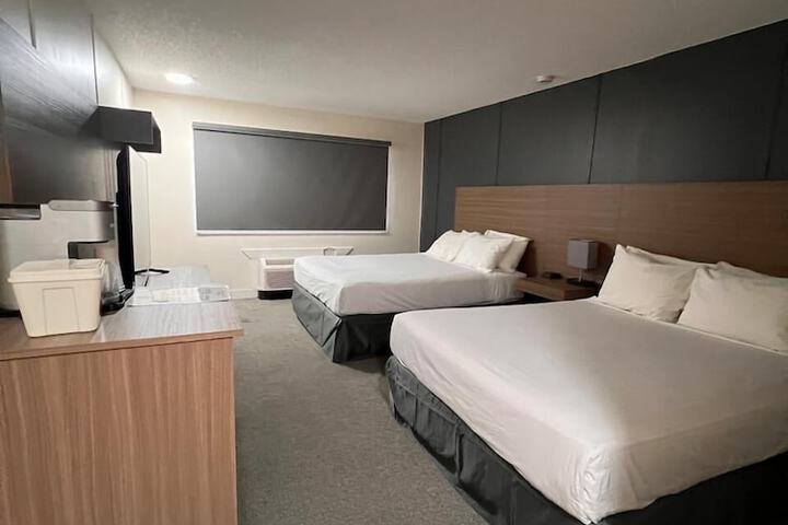 Room 14 of 52