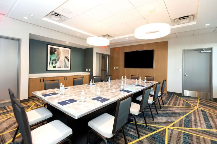 Meeting facility