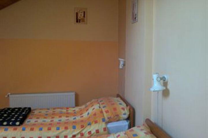 Room 23 of 38