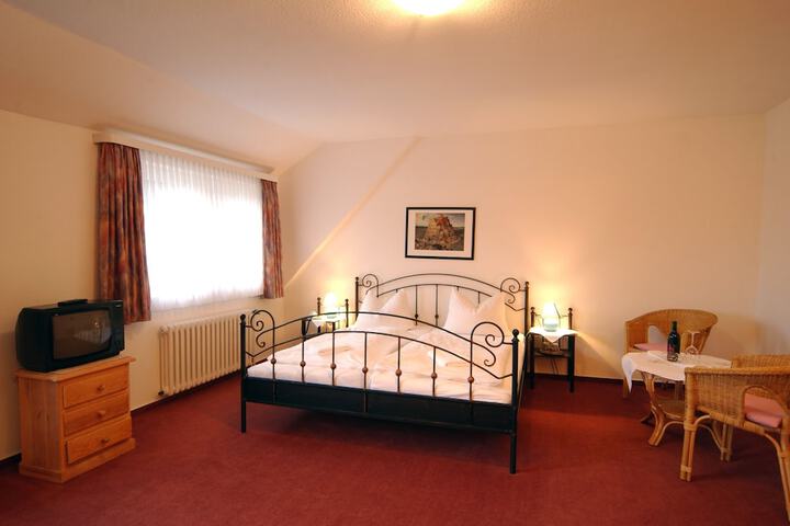 Room 7 of 45