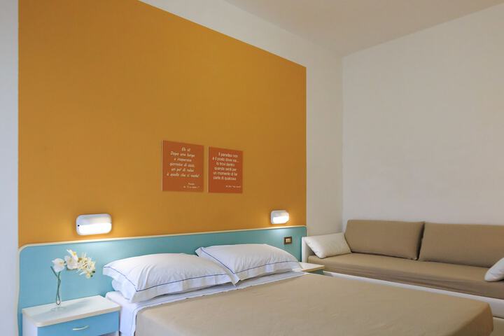 Room 21 of 55