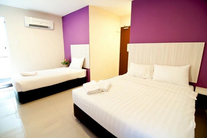 Room 11 of 41