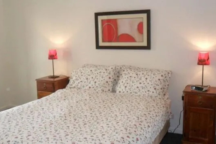 Room 3 of 16