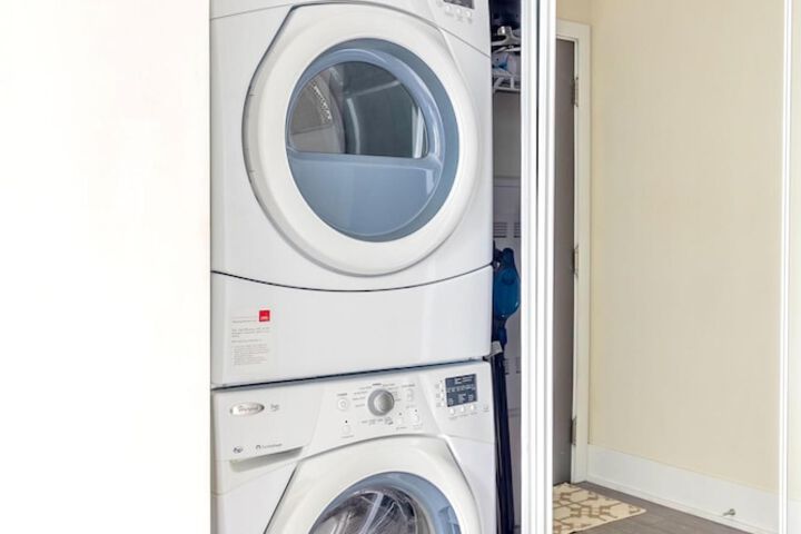Laundry 326 of 448