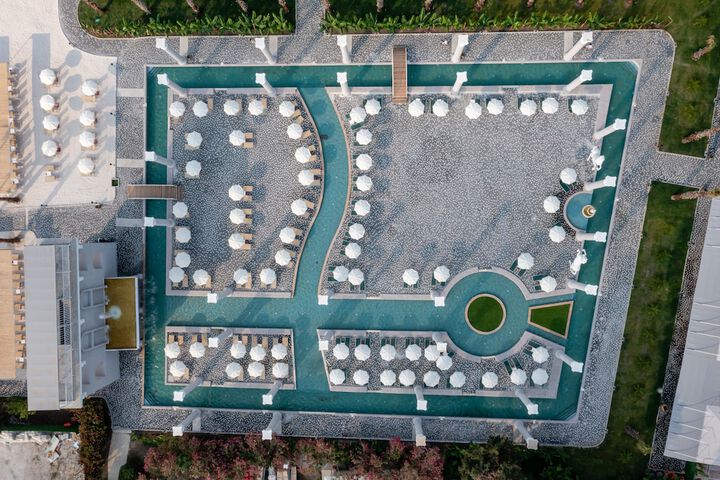 Hotel 69 of 81