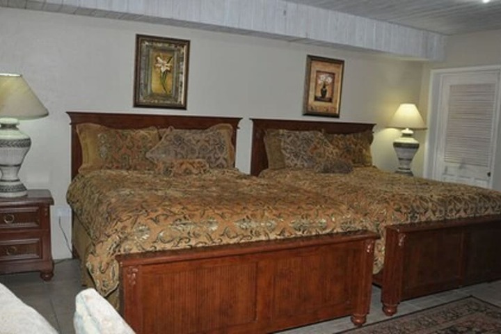Room 8 of 20