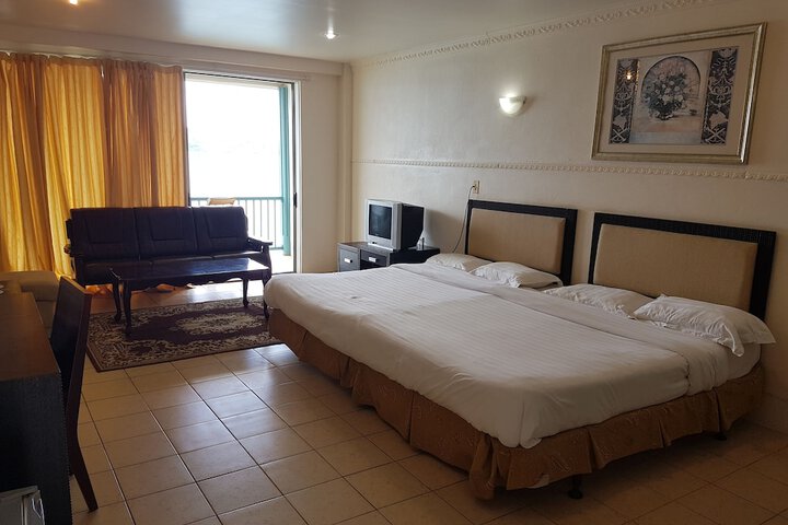 Room 5 of 30