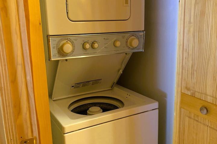 Laundry 174 of 261