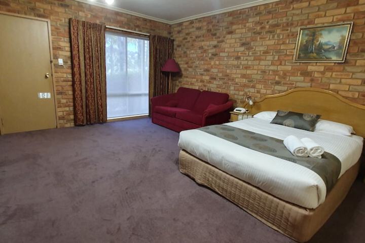 Room 19 of 31