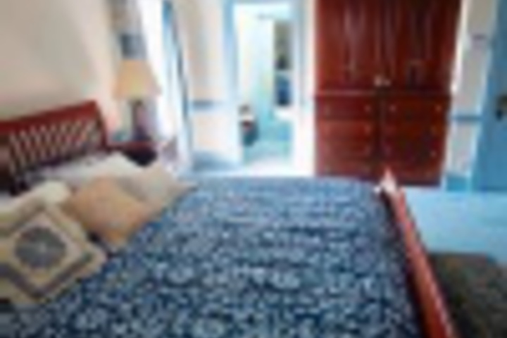 Room 112 of 240