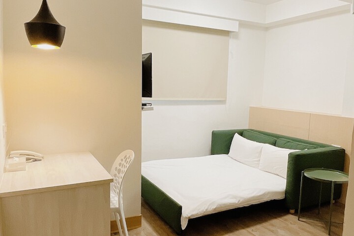 Room 19 of 55
