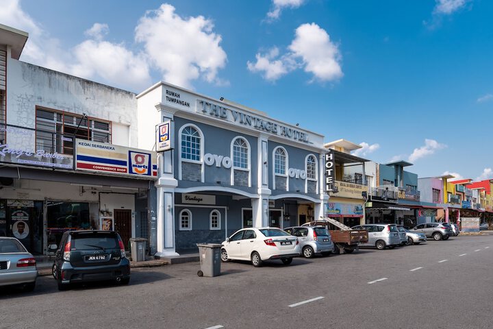 Oyo 596 The Vintage Hotel Johor Bahru 26 28 Jalan Nusaria 3 4 Taman Nusantara Johor Bahr 81550