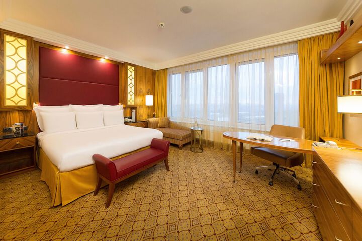 Room 42 of 71