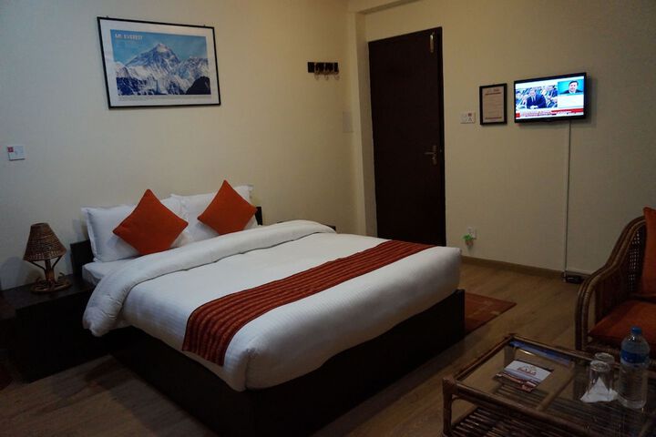 Room 7 of 71