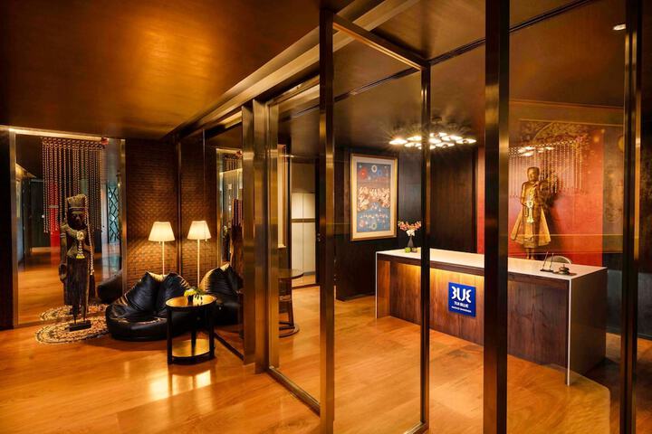 Lobby Entry