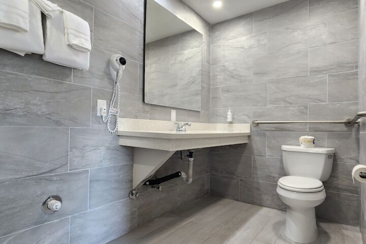 Clean Restrooms