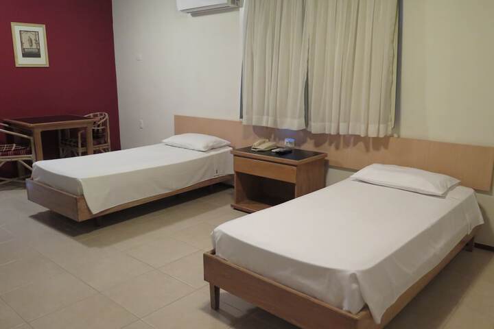 Room 10 of 29