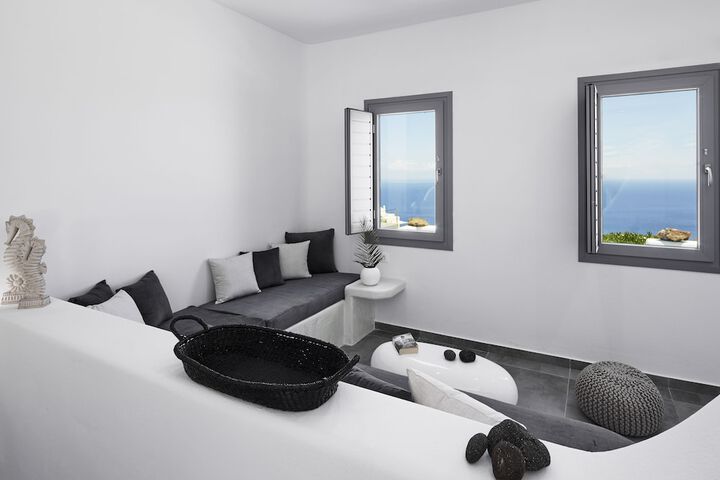 Room 7 of 70