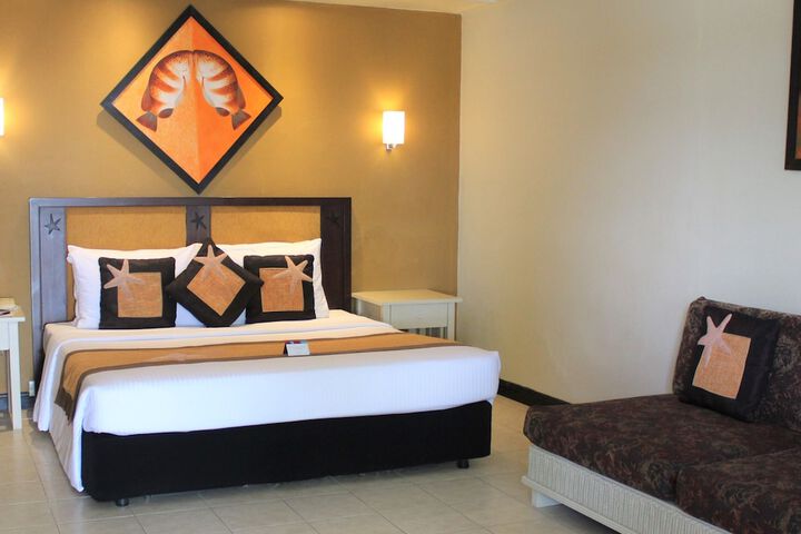 Room 4 of 51