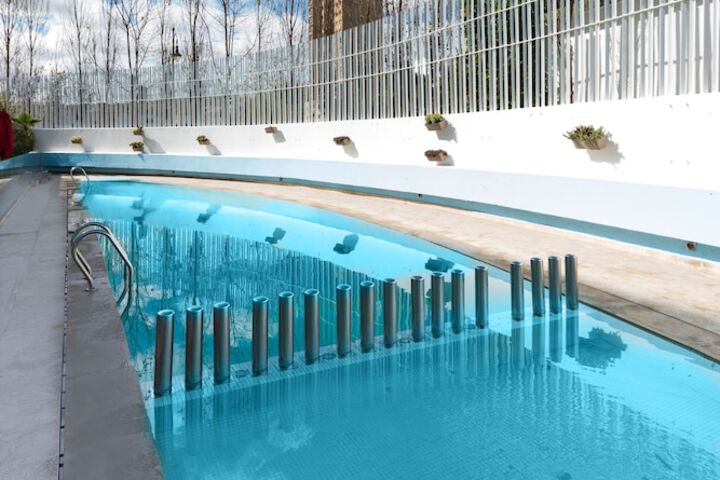 Pool 45 of 143