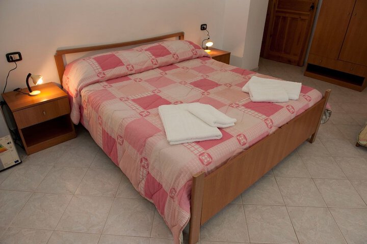Room 5 of 23
