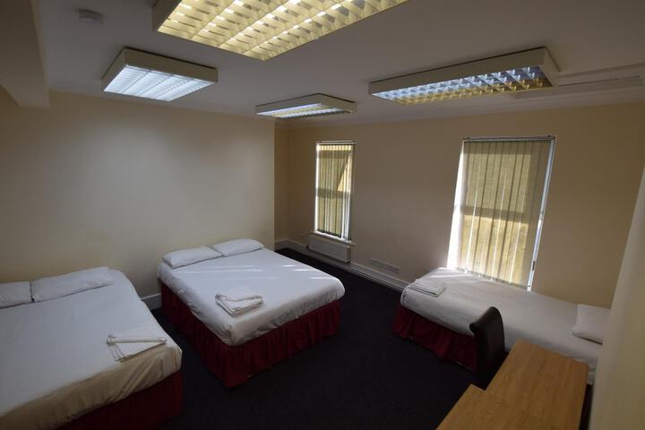 Room 22 of 32