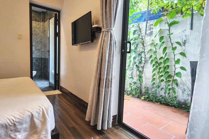 Room 15 of 57