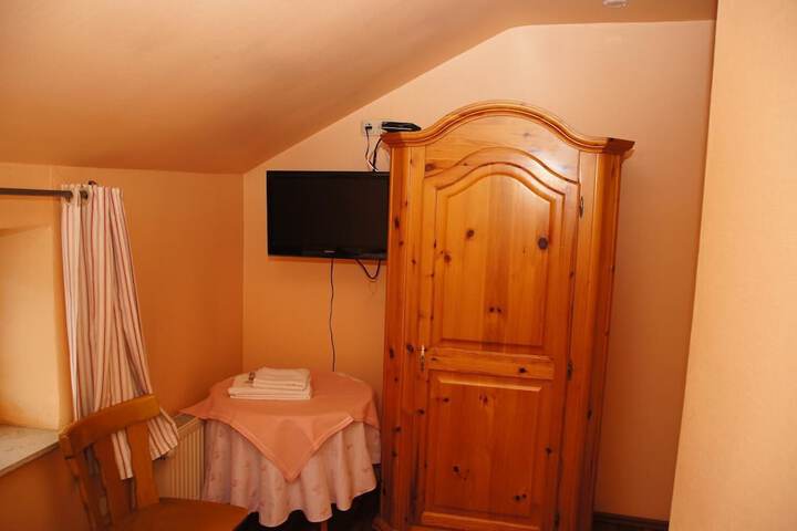 Room 20 of 36