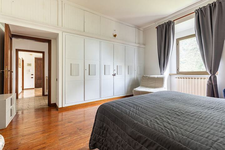 Room 20 of 100