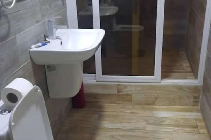 Room 10 of 23