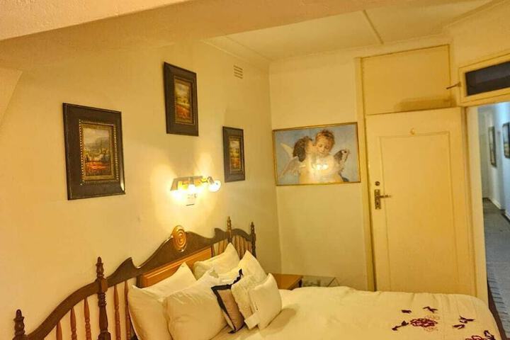 Room 36 of 158