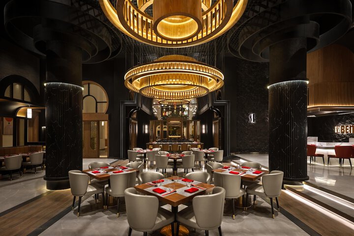 Dining 96 of 111