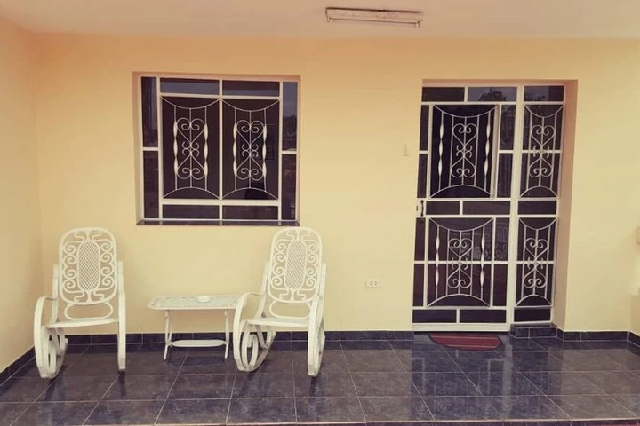 Room 12 of 18