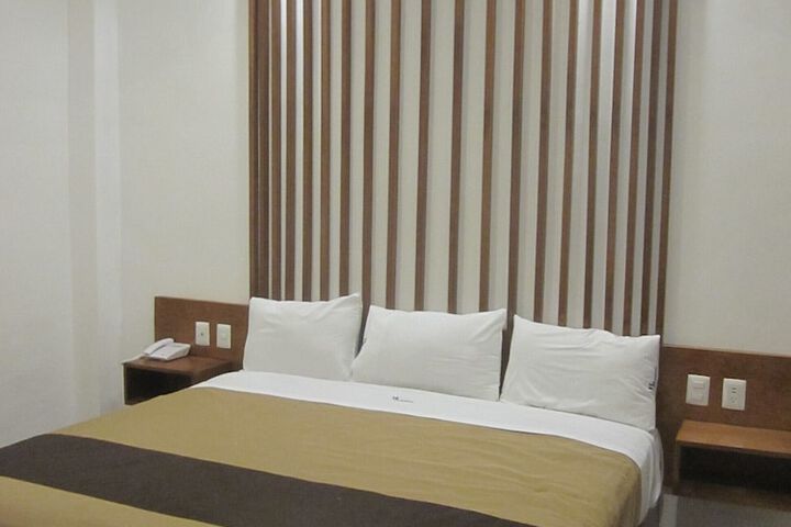 Room 12 of 12
